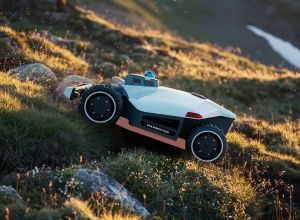 Косачка робот LUBA 3 AWD 3000 модел 2026 - PRE-ORDER